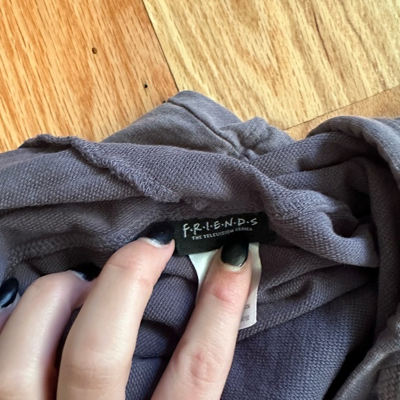 F•R•I•E•N•D•S hoodie - Picture 4 of 5